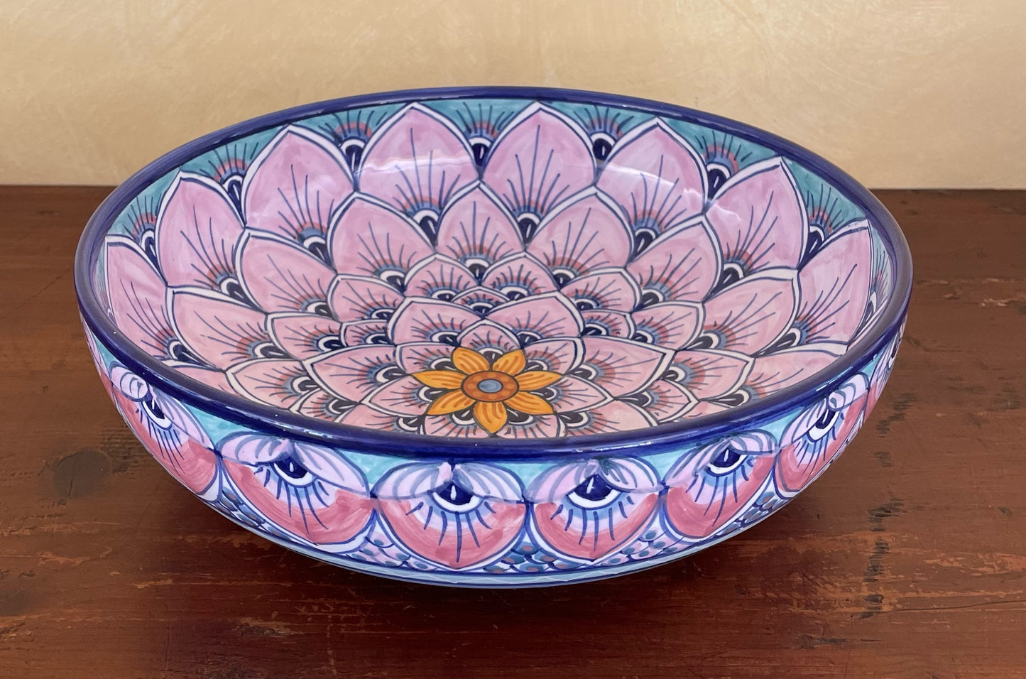 AV-006 Low Bowl 27x8.5cm - 10.5" 3.4"