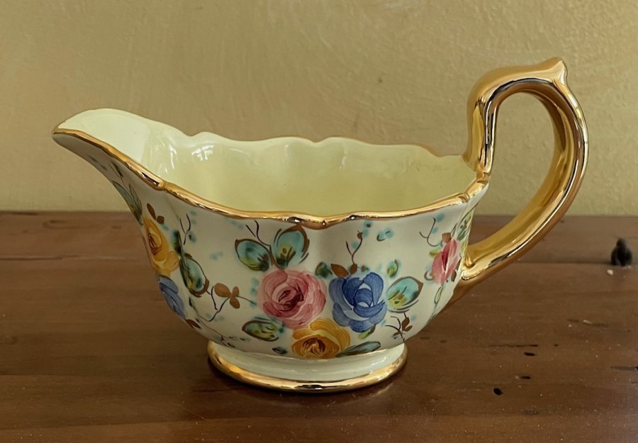 Vintage 1960s Deruta Hand-Painted Ceramic Tea Set