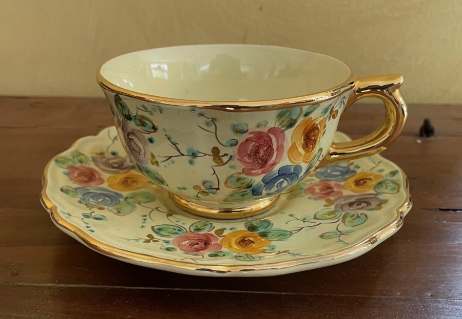 Vintage 1960s Deruta Hand-Painted Ceramic Tea Set