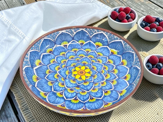 Peacock Feathers Majolica Low Bowl, AVX-031– 30x6cm (12” x 2.5”) – One of a Kind – Handmade in Deruta, Italy (Pre-Order)